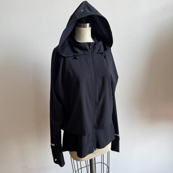 SWEATY BETTY Black Fast Track Running Athletic Jacket with Hood and Thumbholes - Picture 2 of 9